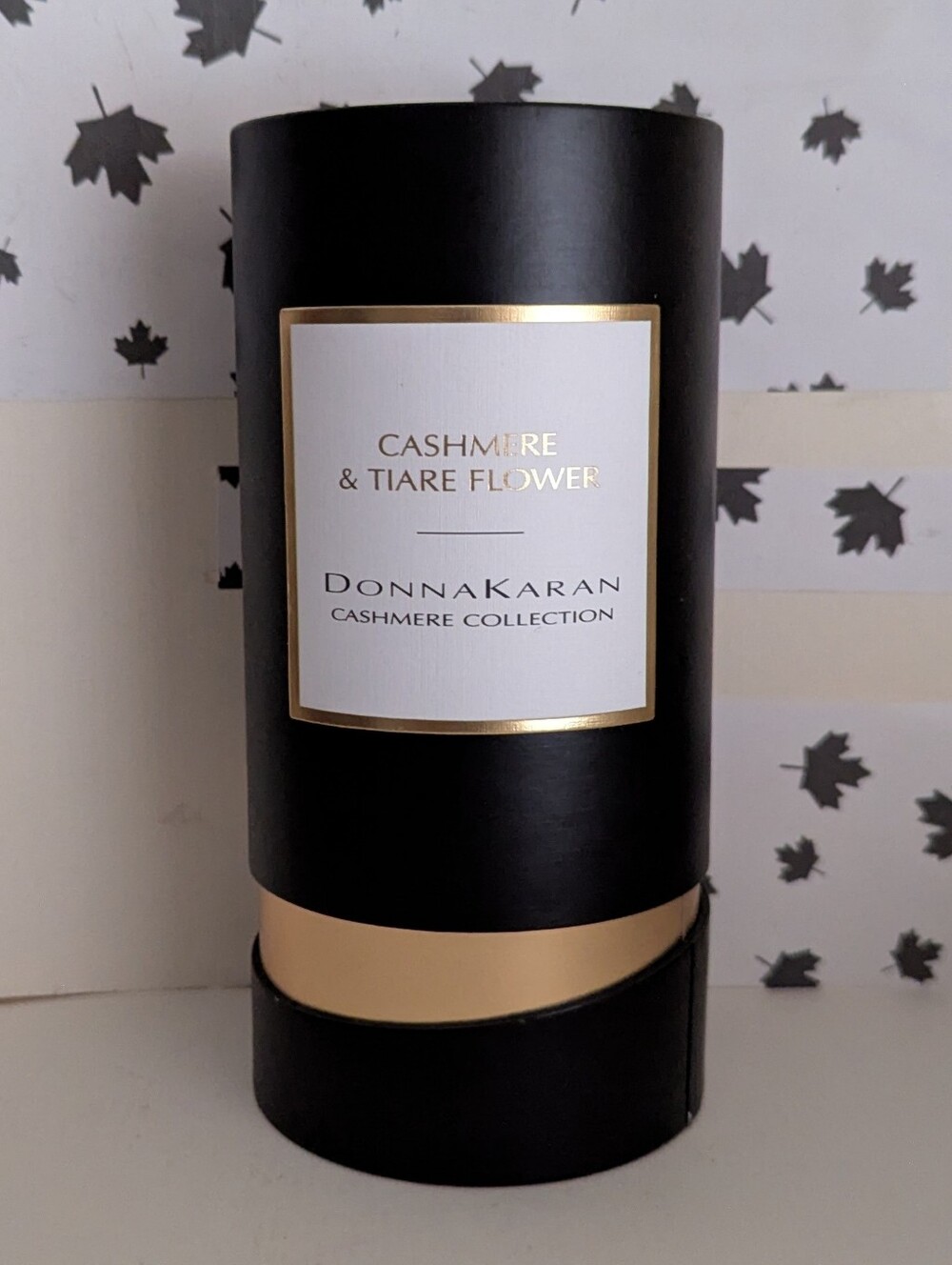 Donna Karan Cashmere Collection - Cashmere & Tiare Flower